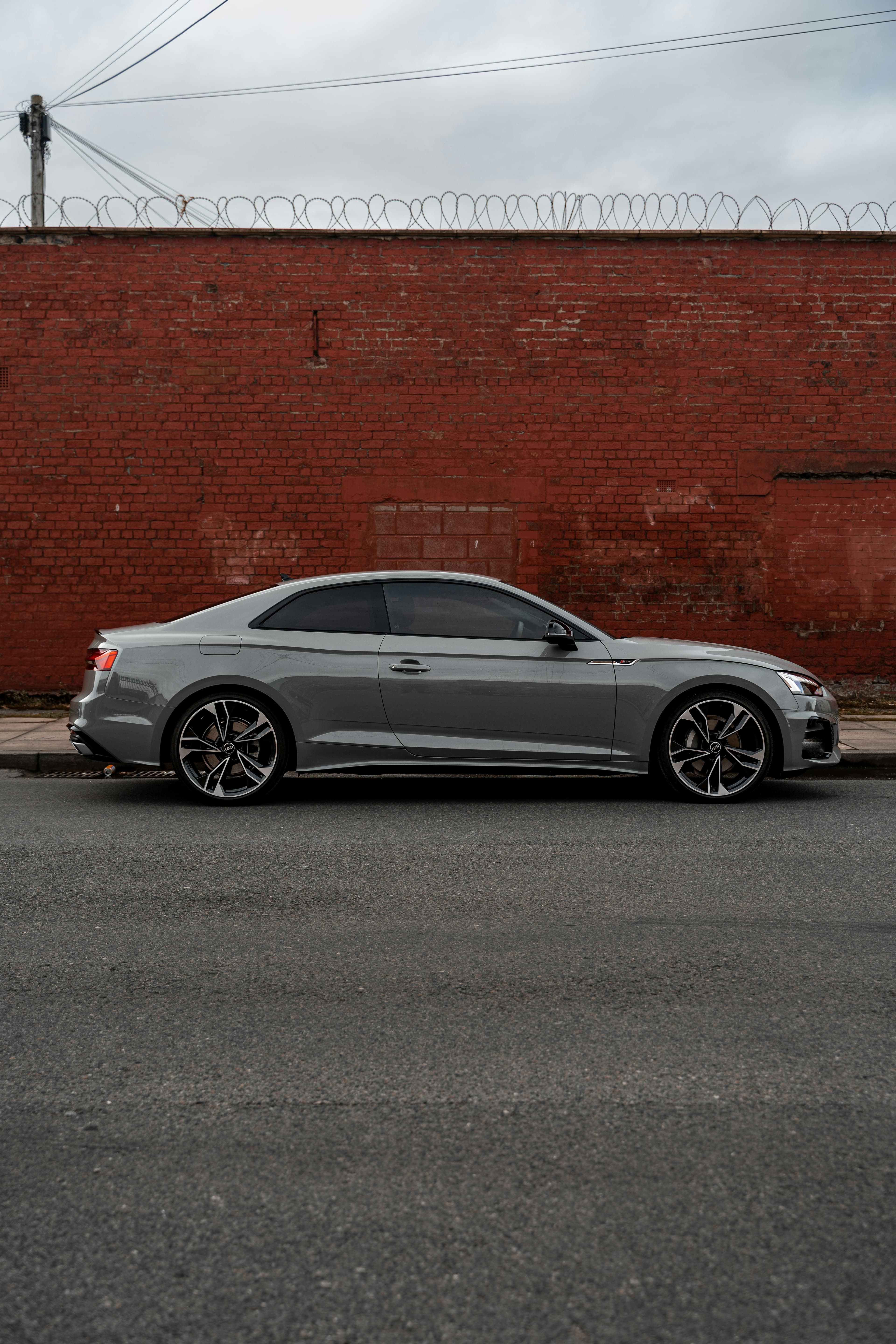 Audi A6 photo 2